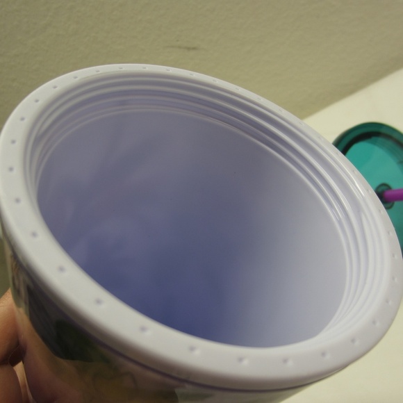 Starbucks 2022 Spring Flower Floral 24 OZ Venti Tumbler Multicolor w/straw - Picture 9 of 11